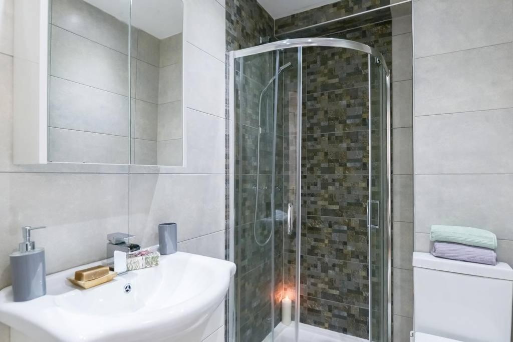 City Sparrow Apartments 5 London Bagian luar foto