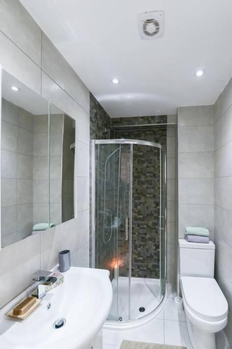 City Sparrow Apartments 5 London Bagian luar foto